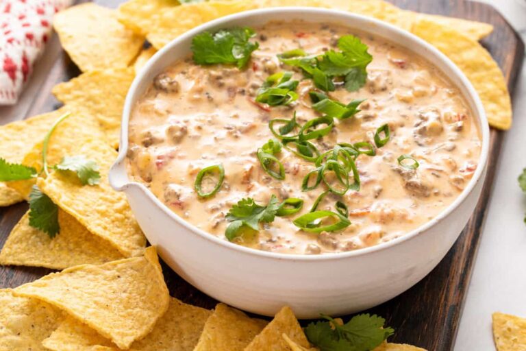 Easy Rotel Dip Recipe – A Perfect Party Pleaser