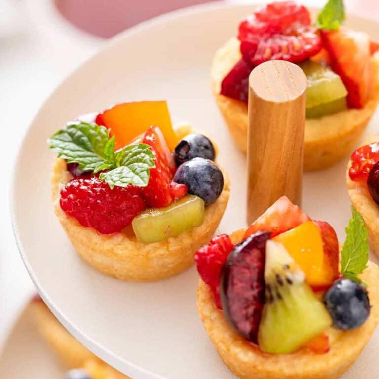 Mini Fruit Tarts – A Delightful Baking Experience