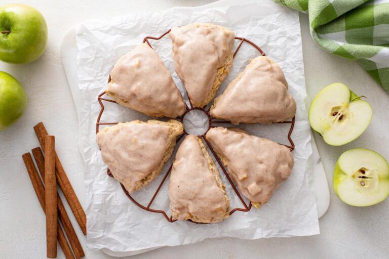 Glazed Apple Scones: A Delightful Baking Experience