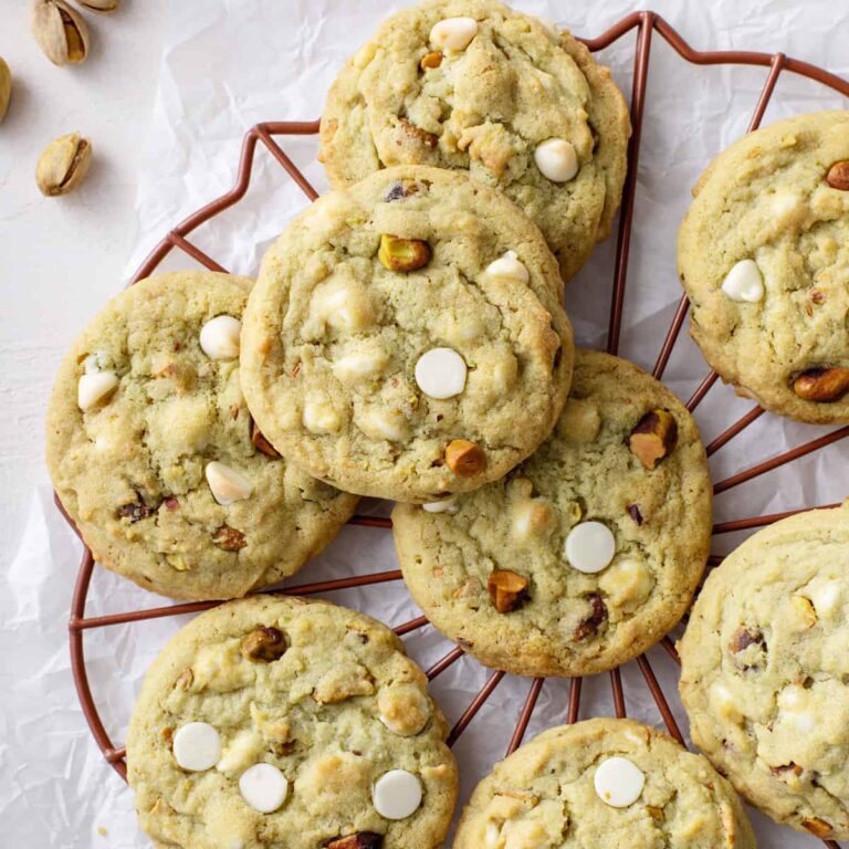 White Chocolate and Pistachio Pudding Cookies