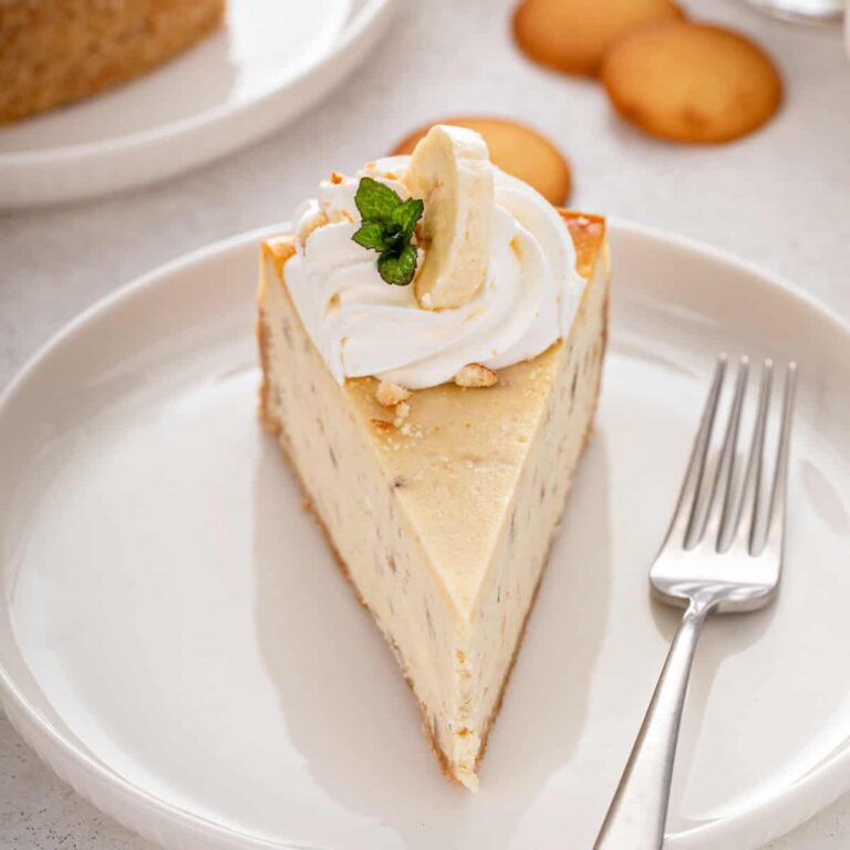 Banana Pudding Cheesecake – A Delectable Dessert Delight