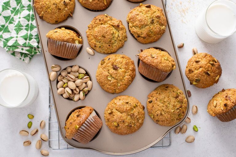 Bakery-Style Pistachio Muffins – A Delicious Recipe