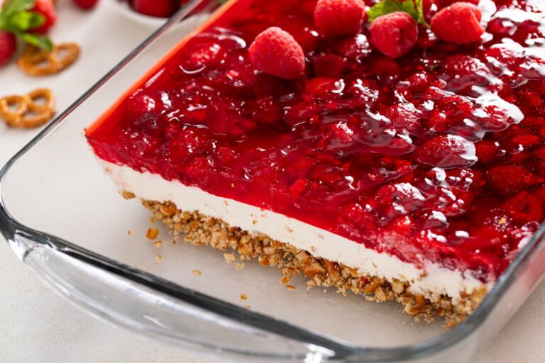 Raspberry Pretzel Salad: A Delightful Sweet and Salty Treat